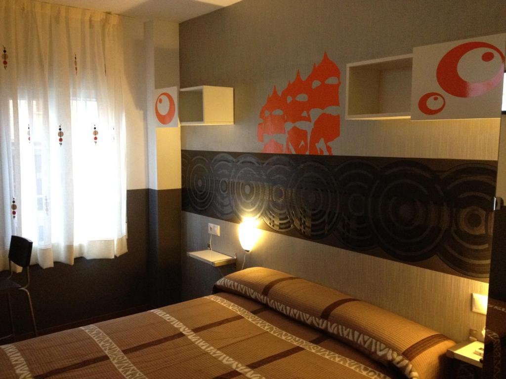 Hostal Gaudi Cuenca Cuenca  Szoba fotó